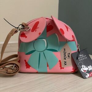 Disney Minnie Mouse Crossbody Bag💕